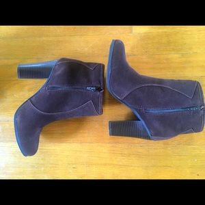 Ann Taylor booties 9